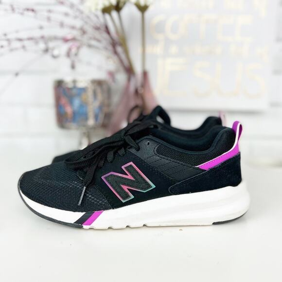 New Balance Women's 009 Modern Classic Size 7 - Picture 1 of 11